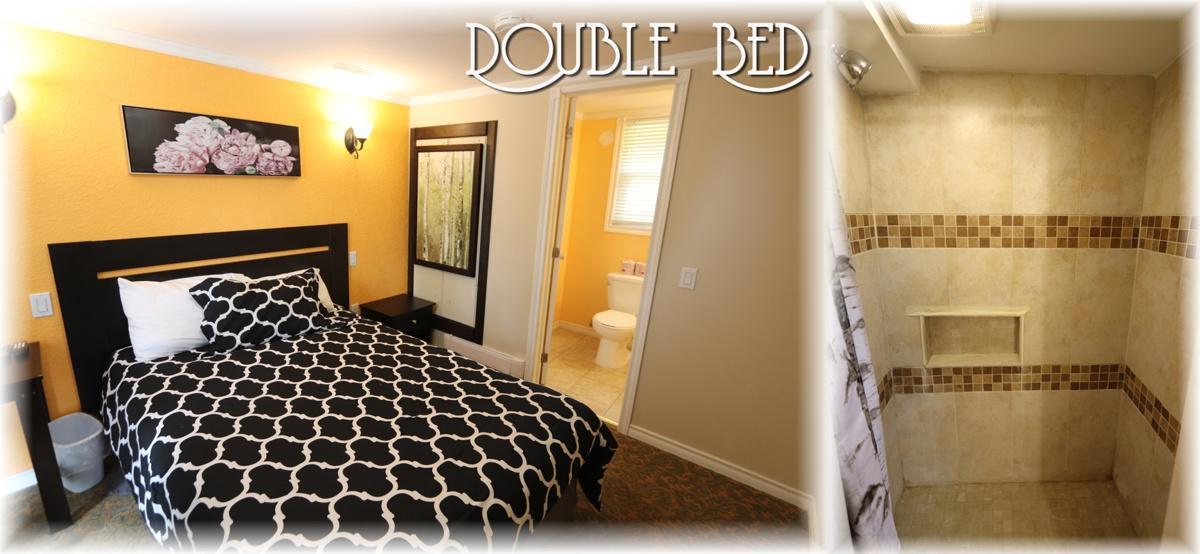 Twin Peaks Motel Napanee Екстер'єр фото
